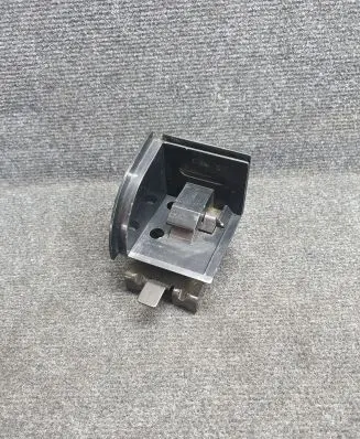 BMW 3 E90 E91 Parcel shelf load cover mount bracket 9129061