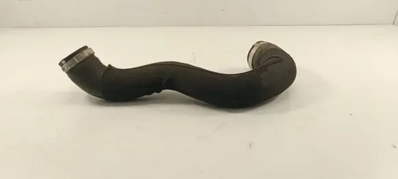 Intercooler hose/pipe