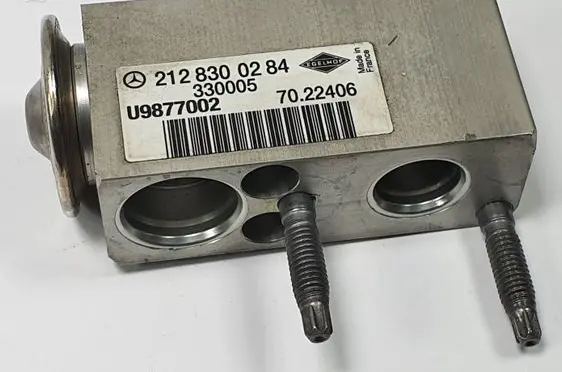 Opel Vectra C Air conditioning (A/C) expansion valve A2128300284
