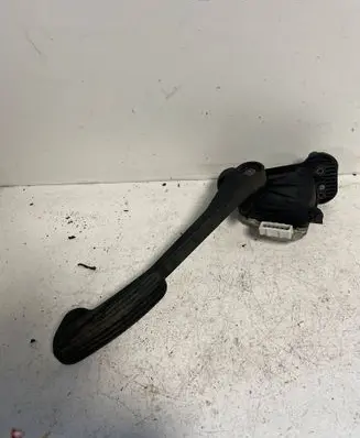 Volvo S60 Accelerator throttle pedal 30683516 6PV00853712