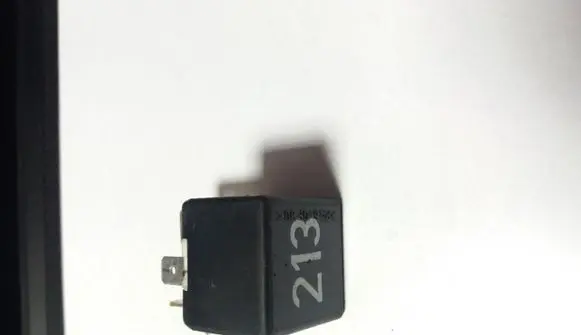 Audi A6 S6 C5 4B Other relay 443951253J