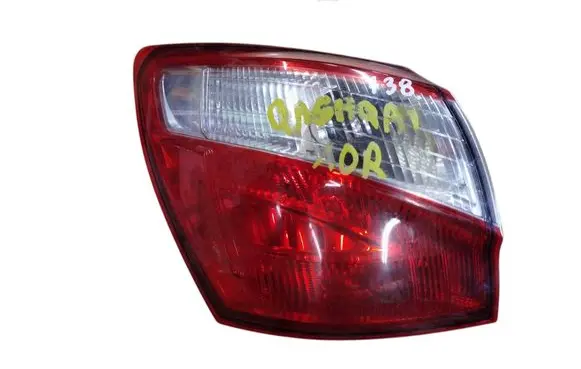 Nissan Qashqai Rear/tail lights