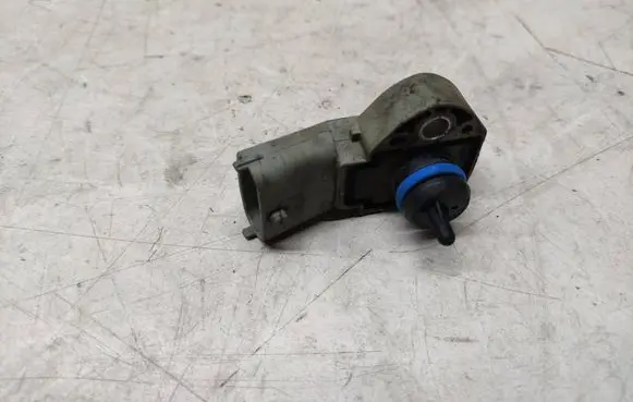 Volvo XC60 Fuel pressure sensor 31272732