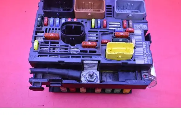 Peugeot 3008 I Fuse box set 9667044980