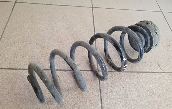 Audi A6 S6 C7 4G Rear coil spring