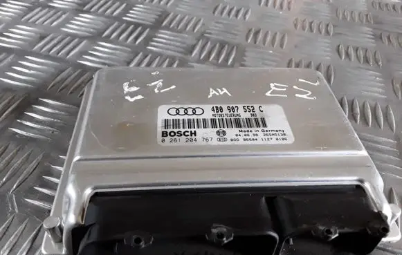 Audi A6 S6 C5 4B Engine control unit/module 4B0907552C 0261204767 26SA5130
