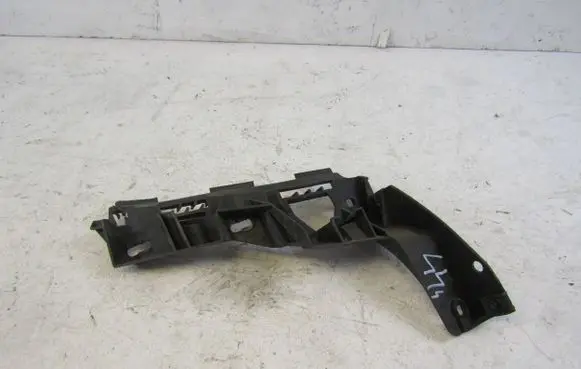 Volkswagen Golf Plus Rear bumper mounting bracket 5M0807393A