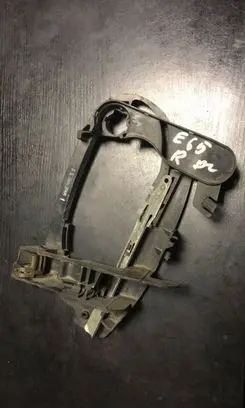 Front door exterior handle/bracket