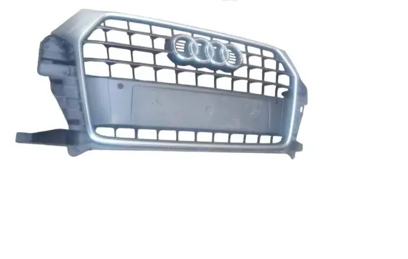 Audi Q3 8U Front bumper upper radiator grill 8U0853653M