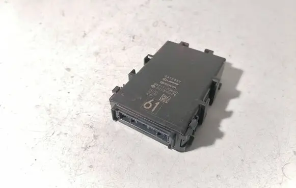 Lexus ES 250 - 300 - 330 Gateway control module 8911133090 50132634