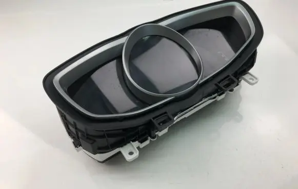 Volvo V40 Speedometer (instrument cluster) 31687372