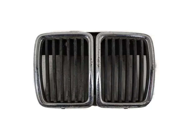 BMW 3 E30 Front grill 51131884350