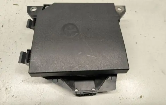 Porsche 911 992 Tire air pump compressor 9P1012615B