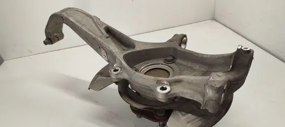 Tesla Model 3 Front wheel hub 104431100E LM32