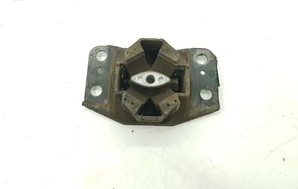 Ford Mondeo MK V Gearbox mount DG937M121AD