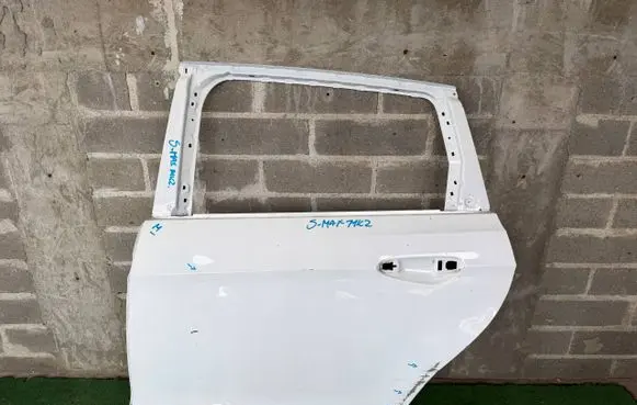 Ford S-MAX Rear door