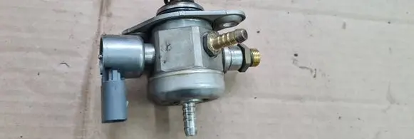 Audi A5 Sportback 8TA Vacuum pump 06K127025B 2006906894 0261520242