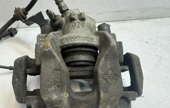 Smart ForTwo III C453 Front brake caliper 4100006138