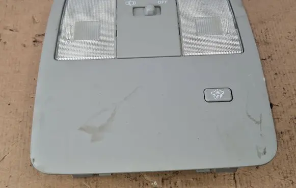 Toyota Avensis T270 Front seat light 8973220031 2710004461 046B160123