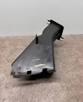 BMW iX Air intake duct part 8737025 5204348 51748737025