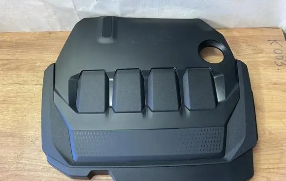 Skoda Octavia Mk4 Engine cover (trim) 05L103925E