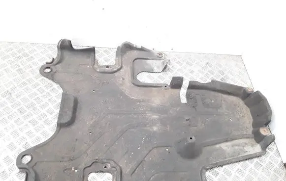Mercedes-Benz E W124 Center/middle under tray cover 