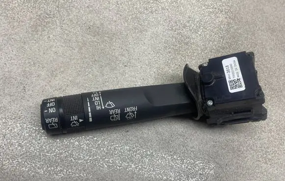 Opel Zafira C Wiper control stalk 95433818