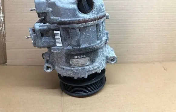 Seat Leon (1P) Air conditioning (A/C) compressor (pump) 4472601700 1530909L