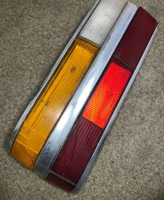 BMW 5 E28 Rear/tail lights 0153321R3
