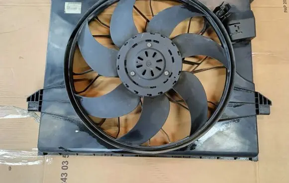Mercedes-Benz R W251 Air conditioning (A/C) fan (condenser) 