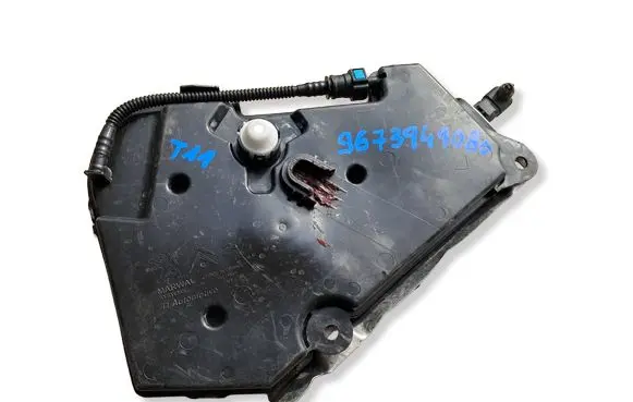 Citroen DS4 FAP fluid tank 9673949080
