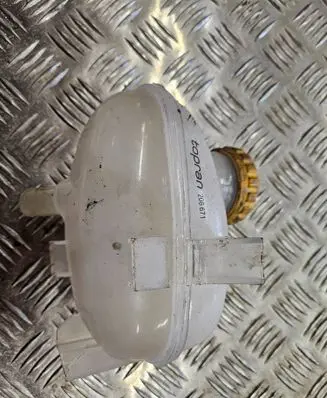 Opel Tigra B Coolant expansion tank/reservoir cap 90467473