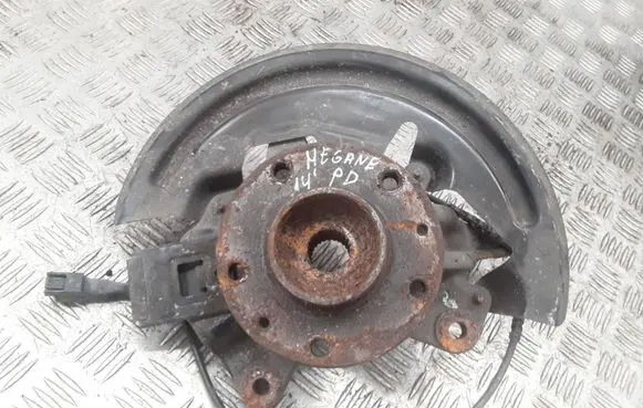 Renault Megane III Front wheel hub spindle knuckle