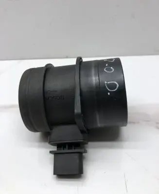 Volkswagen PASSAT B6 Mass air flow meter 03G906461C 0281002735 15246263
