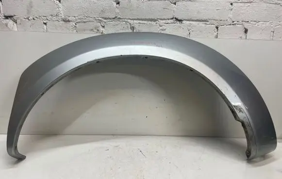 Nissan Navara D22 Rear arch trim 93827vk200
