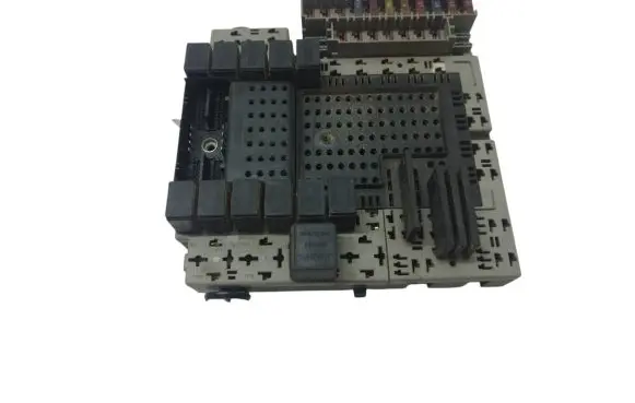 Volvo S80 Fuse module 8645411 8645410