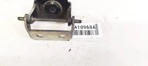 Ford Fiesta Tailgate/trunk/boot hinge