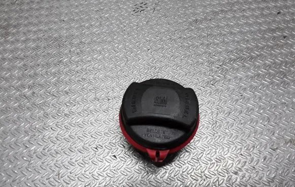 Opel Astra J Fuel tank filler cap 