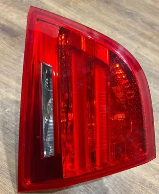BMW 3 E90 E91 Tailgate rear/tail lights 4871733