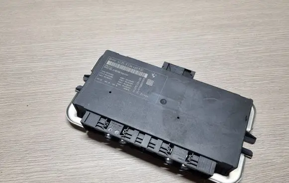 BMW 5 F10 F11 Light module LCM 9236460 61359236460901