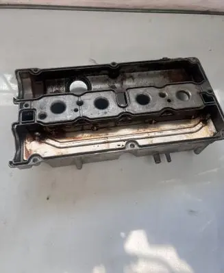 Opel Astra H Rocker cam cover 90536413