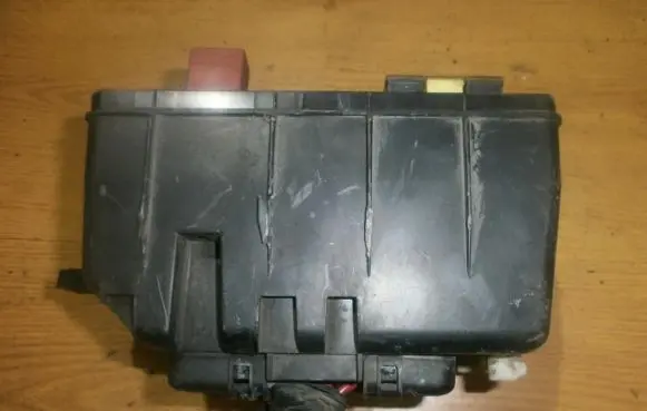 Ford Mondeo MK I Fuse box set 93bg14411ac