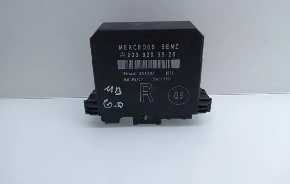 Mercedes-Benz C W203 Door control unit/module 2038206626