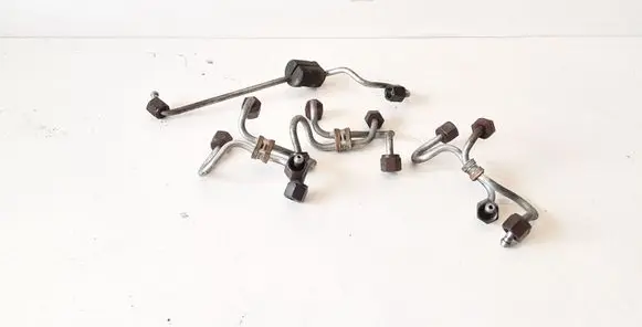 BMW 3 E92 E93 Fuel injector supply line/pipe 