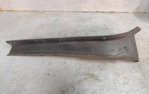 BMW 3 GT F34 Fender end trim 7293719 10808611
