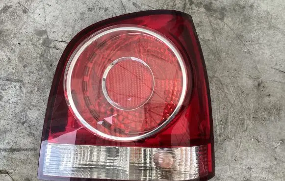 Volkswagen Polo IV 9N3 Rear/tail lights 965352