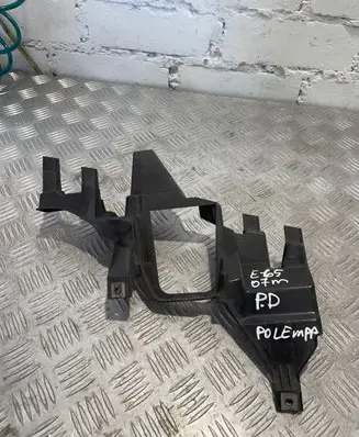 BMW 7 E65 E66 Headlight/headlamp mounting bracket 161698
