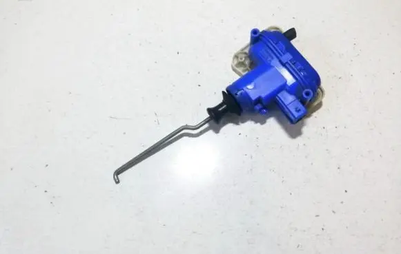 Audi 80 90 B3 Central locking vacuum pump 893862123 fmv