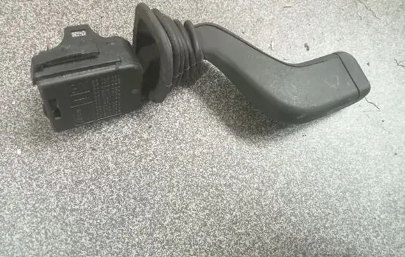 Opel Astra G Indicator stalk 90124931