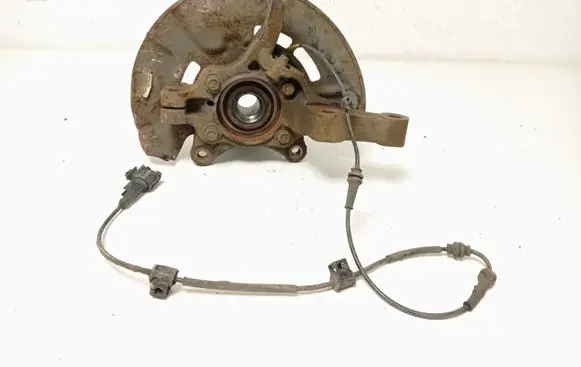 Front wheel hub